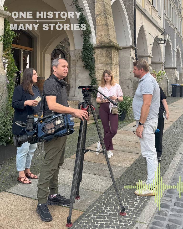 ONE HISTORY MANY STORIES_Social Media